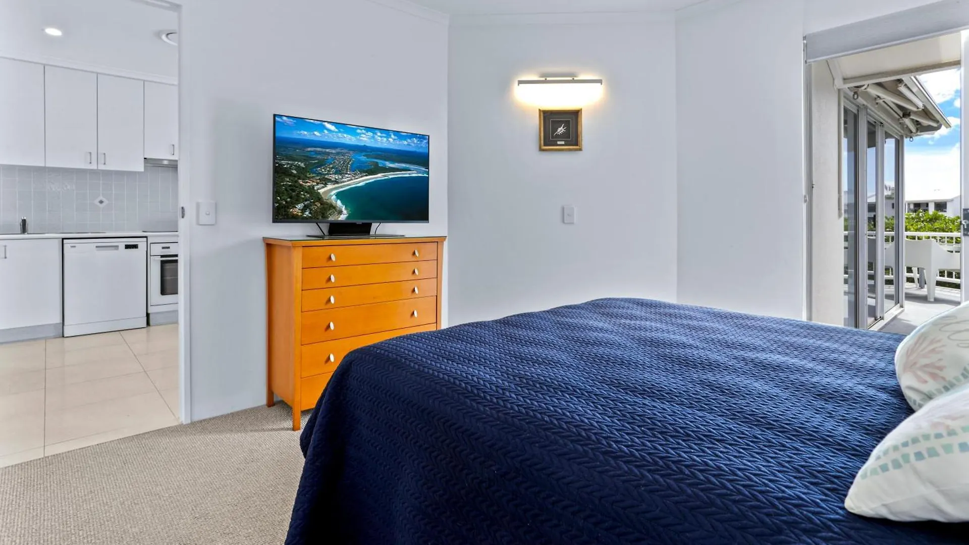 No 13 Noosa Riverfront Apartment Noosaville