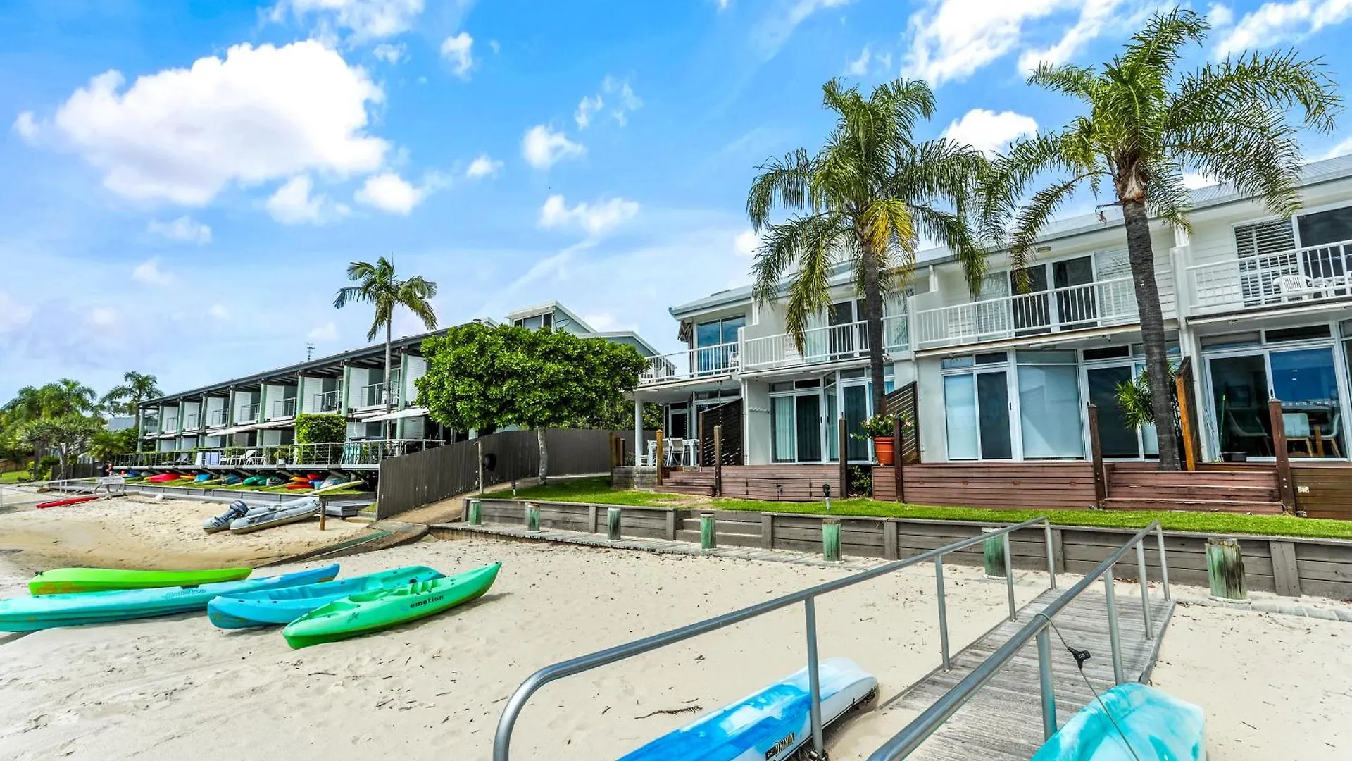 No 13 Noosa Riverfront Apartment Noosaville 0*,  Australia