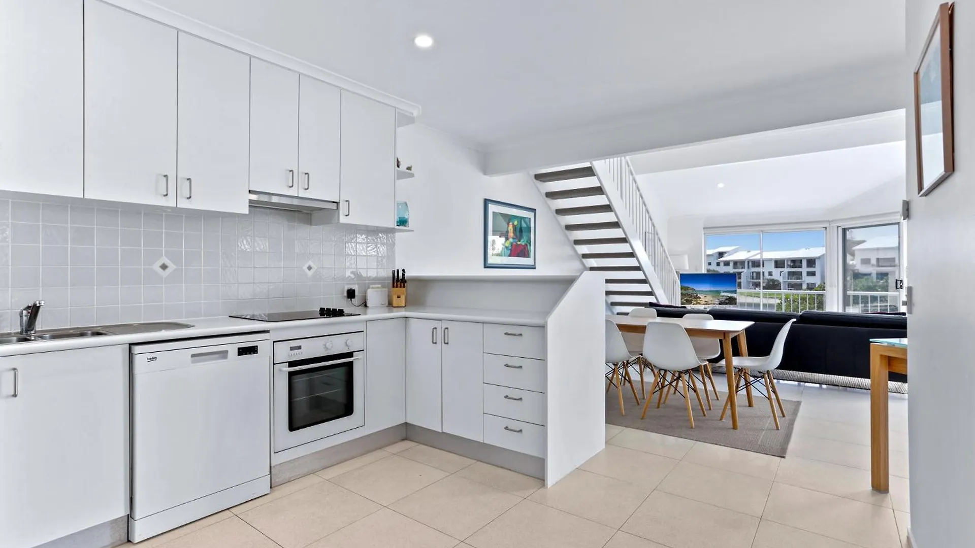 No 13 Noosa Riverfront Apartment Noosaville